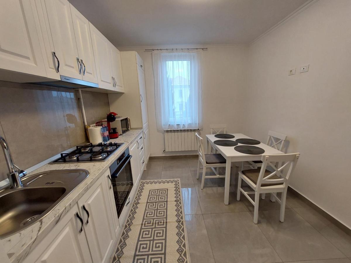Trandafirului Residence Central Suceava Bagian luar foto
