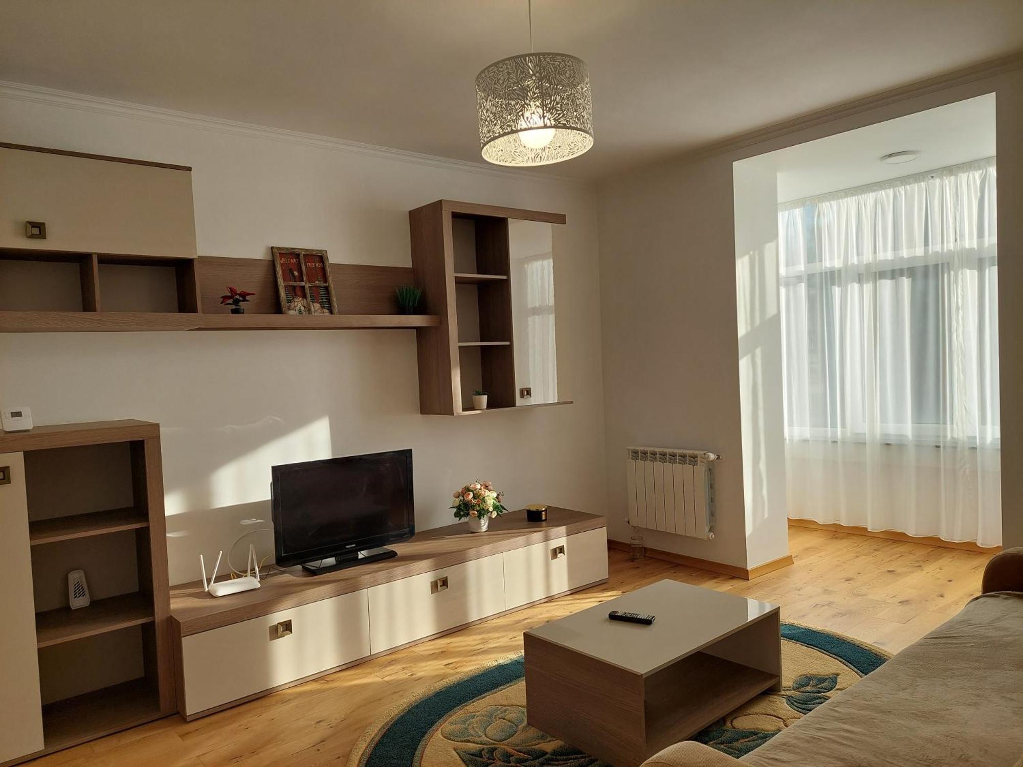 Trandafirului Residence Central Suceava Bagian luar foto